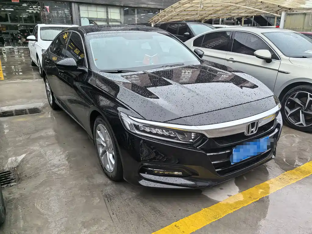 Honda Accord — фото 3