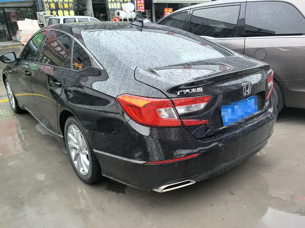 Honda Accord — фото 4