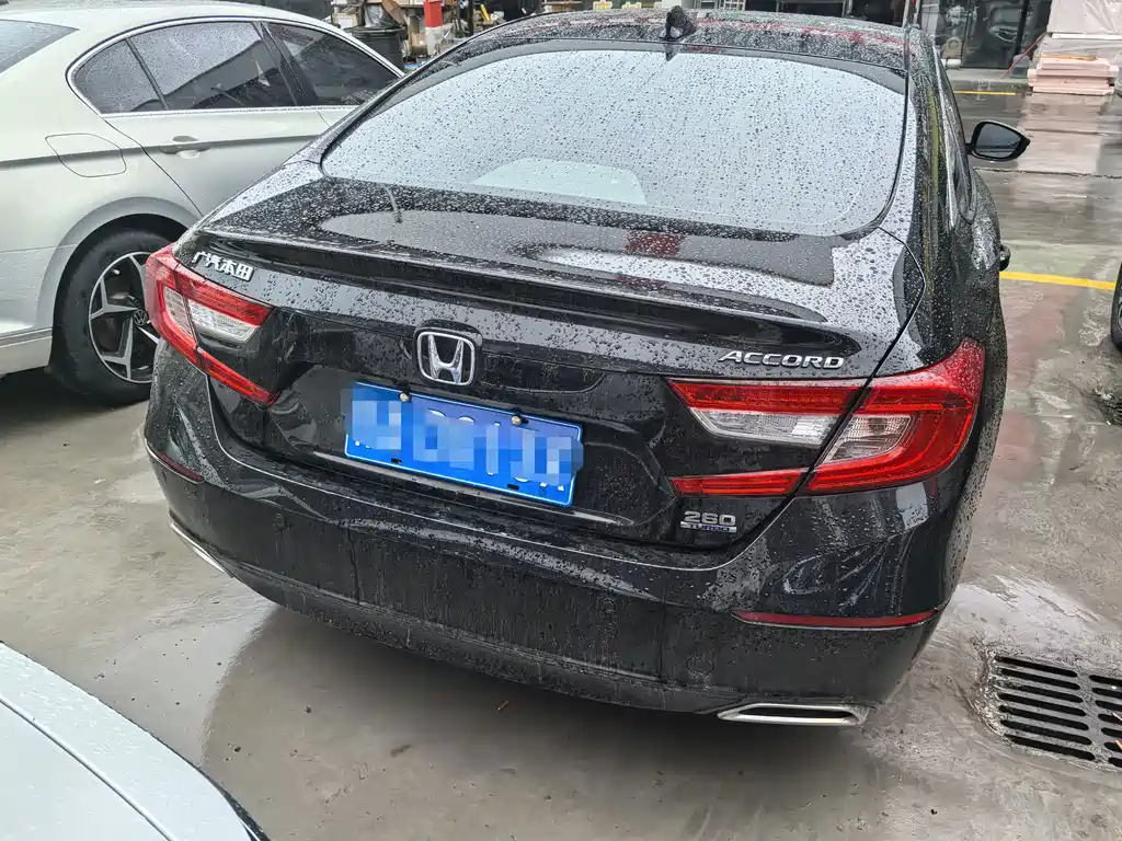 Honda Accord — фото 5