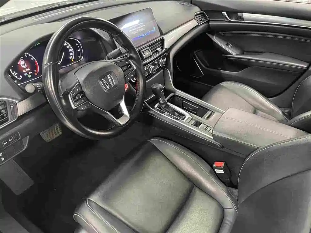 Honda Inspire — фото 11