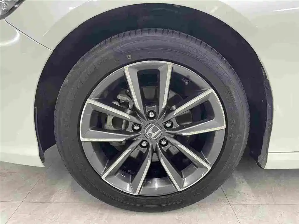 Honda Inspire — фото 16