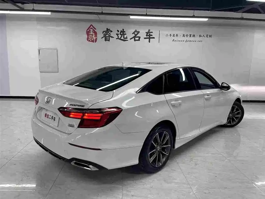 Honda Inspire — фото 5