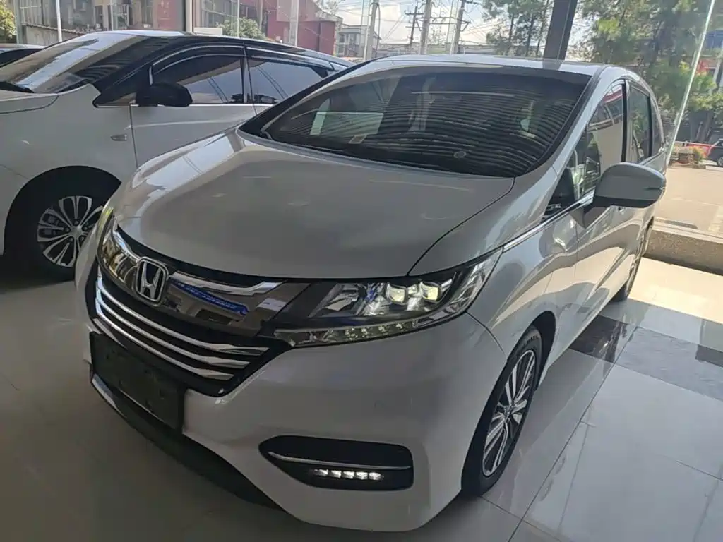 Honda Odyssey — фото 2