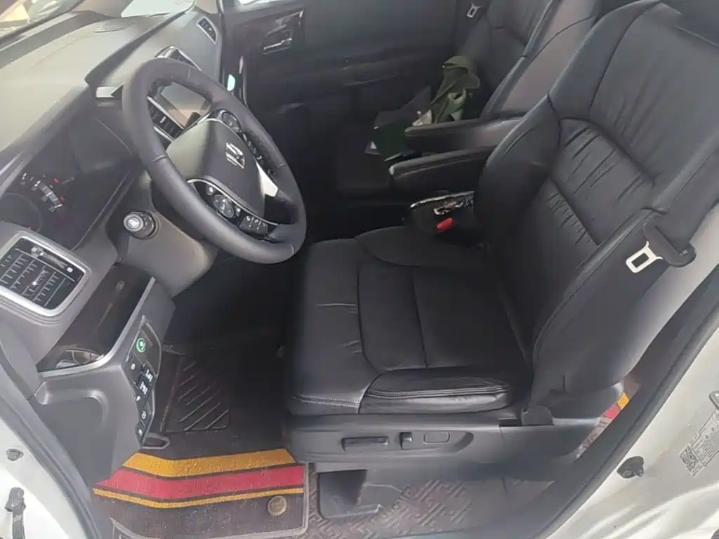Honda Odyssey — фото 15