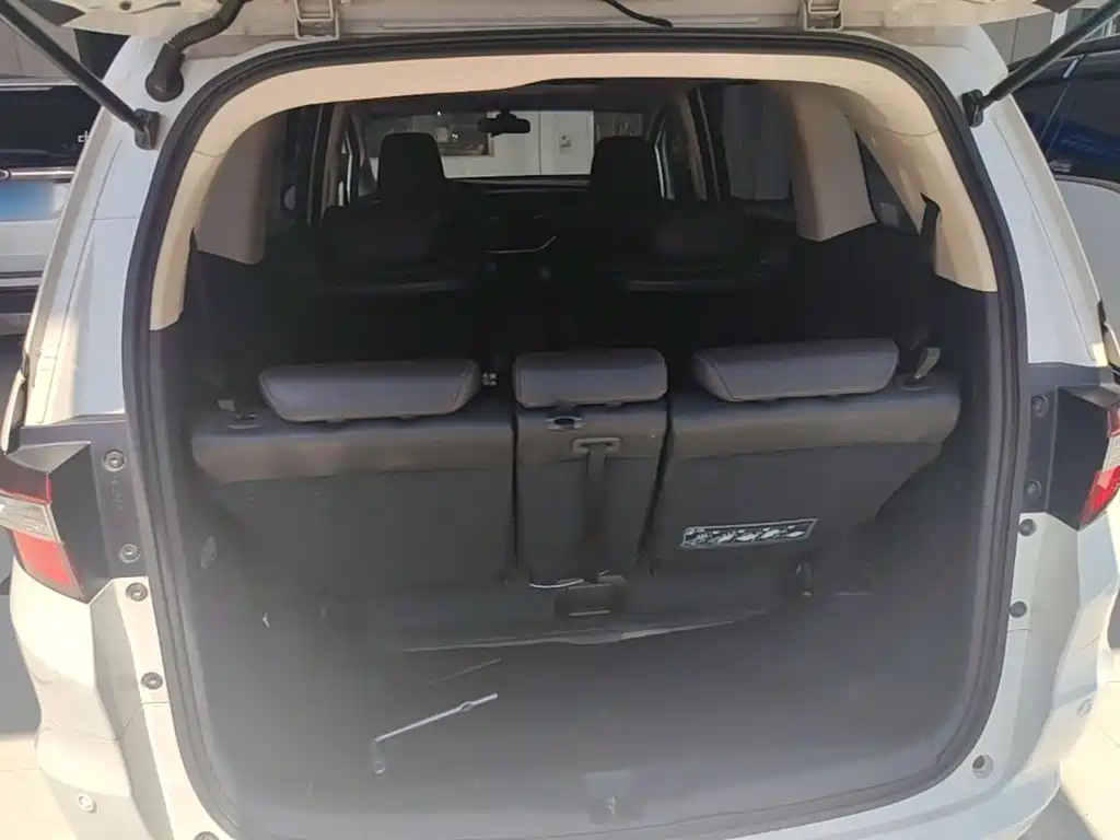 Honda Odyssey — фото 19