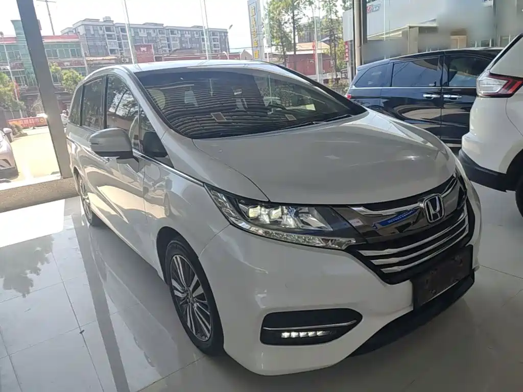 Honda Odyssey — фото 4