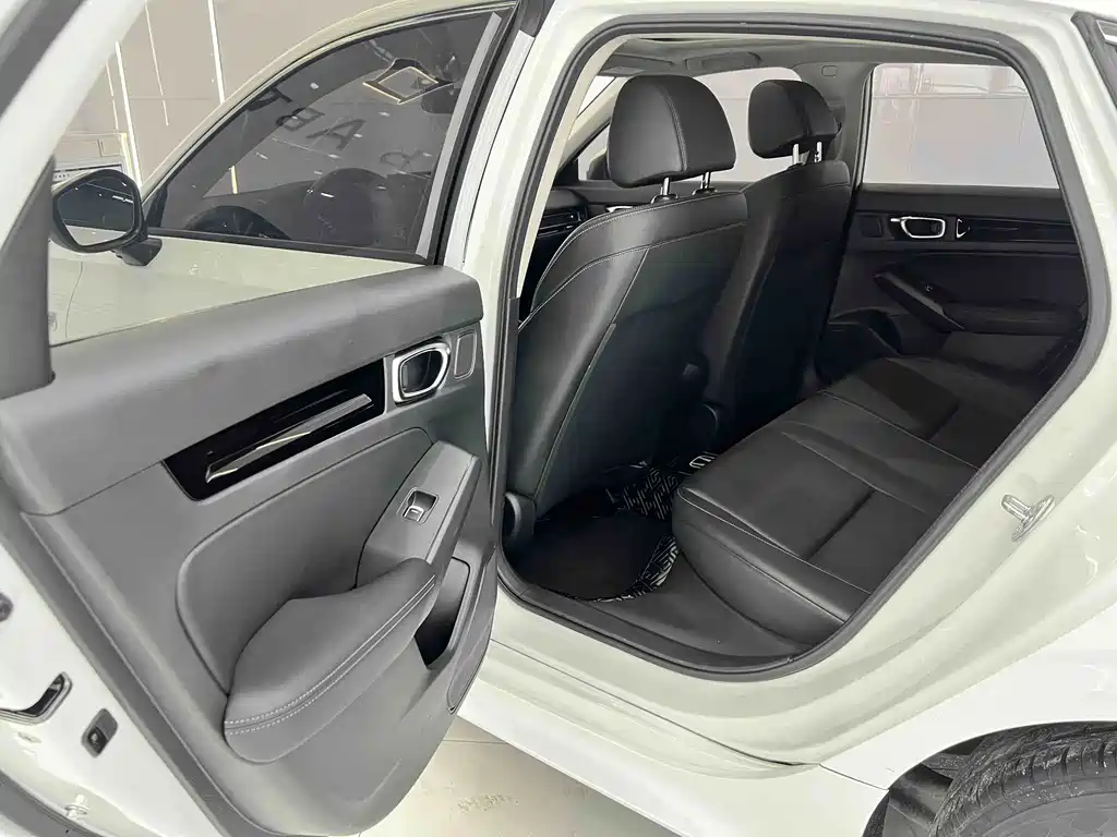 Honda Civic — фото 11