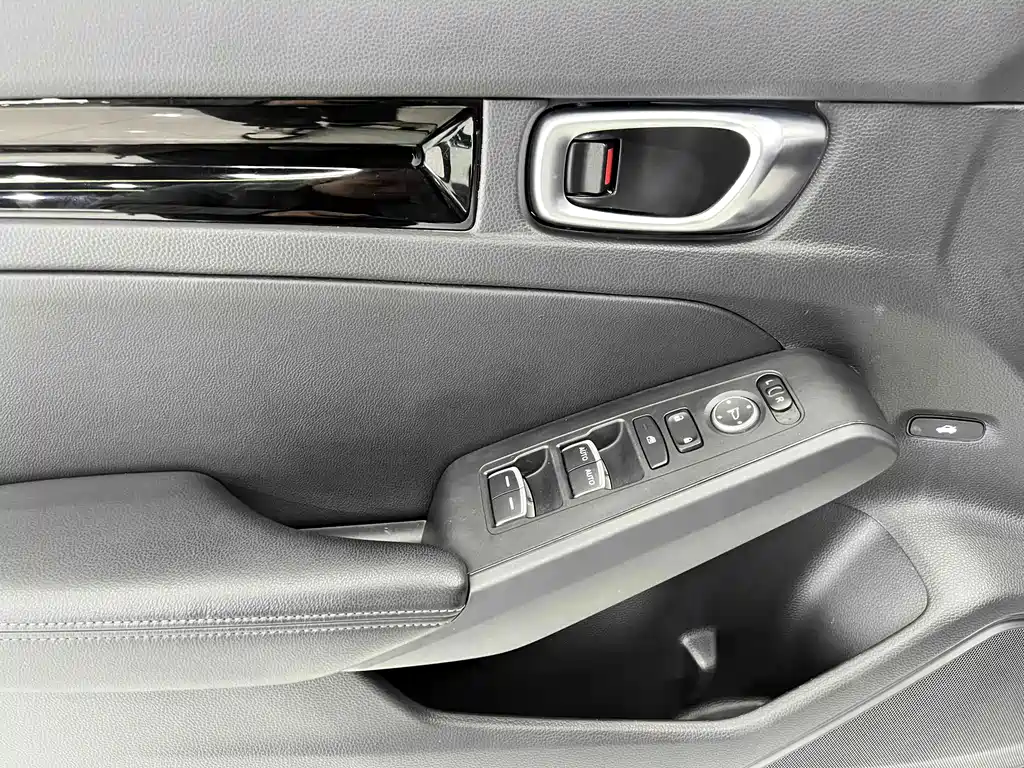 Honda Civic — фото 13