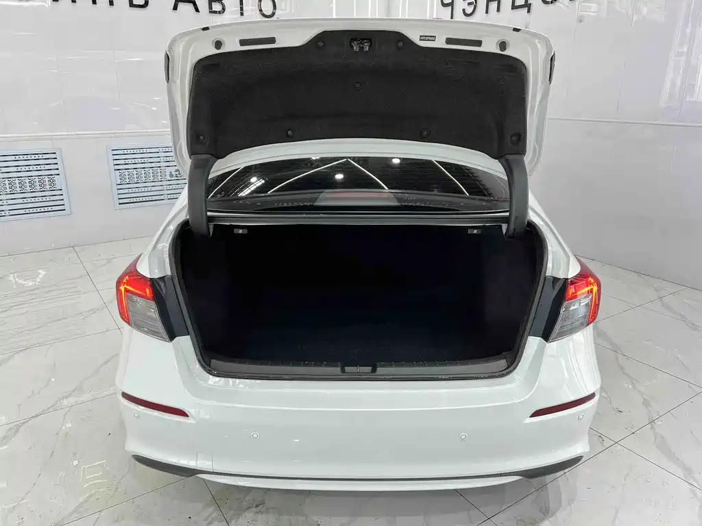 Honda Civic — фото 14