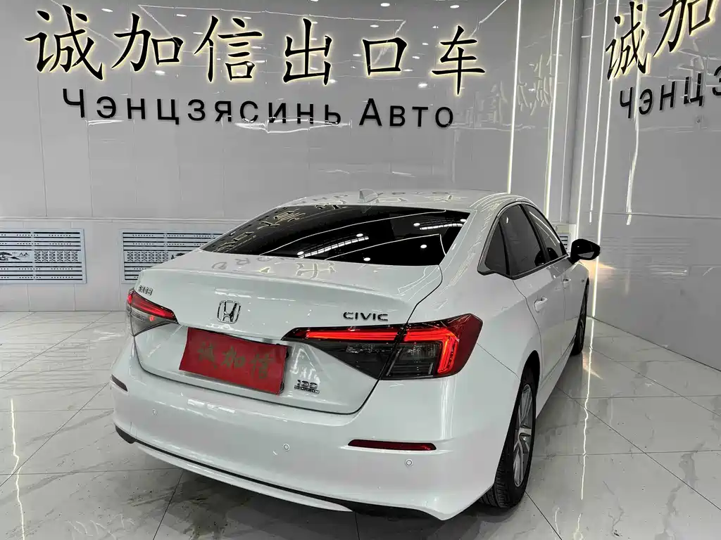 Honda Civic — фото 4