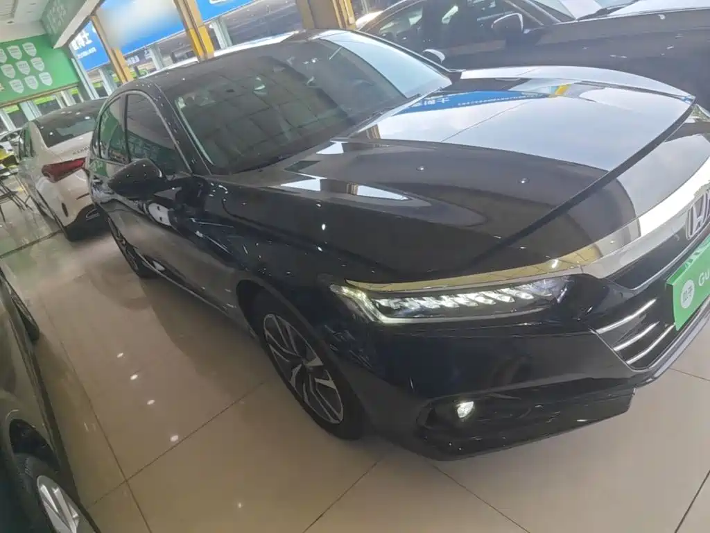 Honda Accord — фото 4