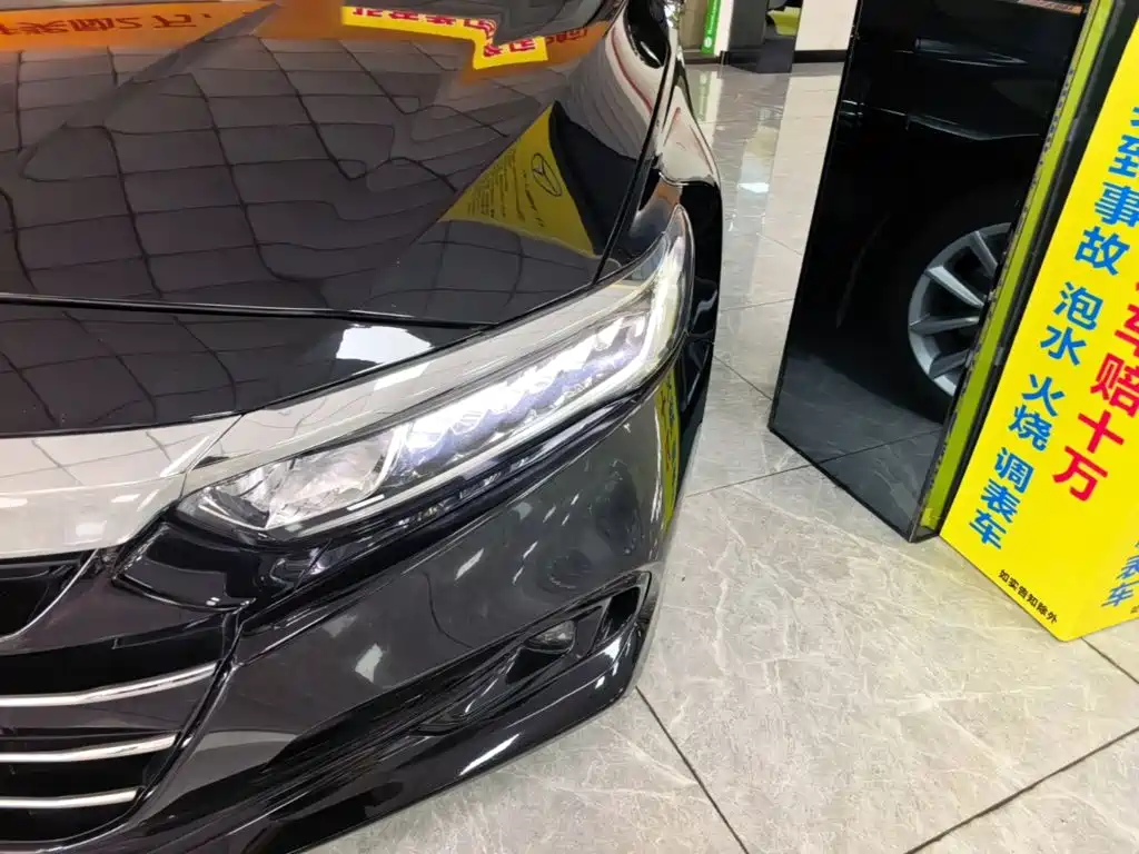 Honda Accord — фото 24