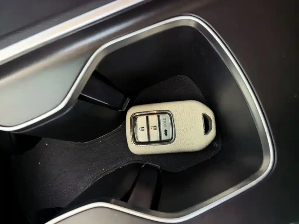 Honda Accord — фото 9