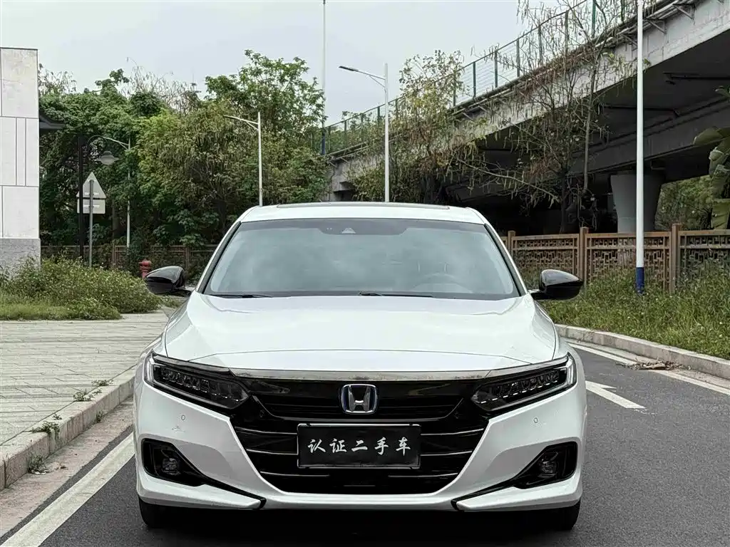Honda Accord — фото 2