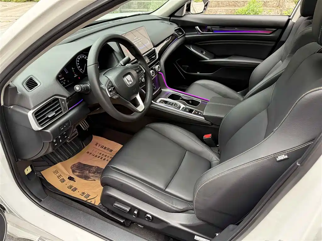 Honda Accord — фото 13