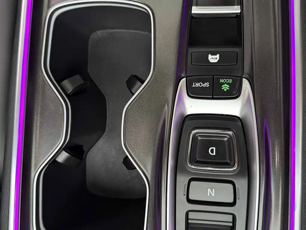 Honda Accord — фото 18