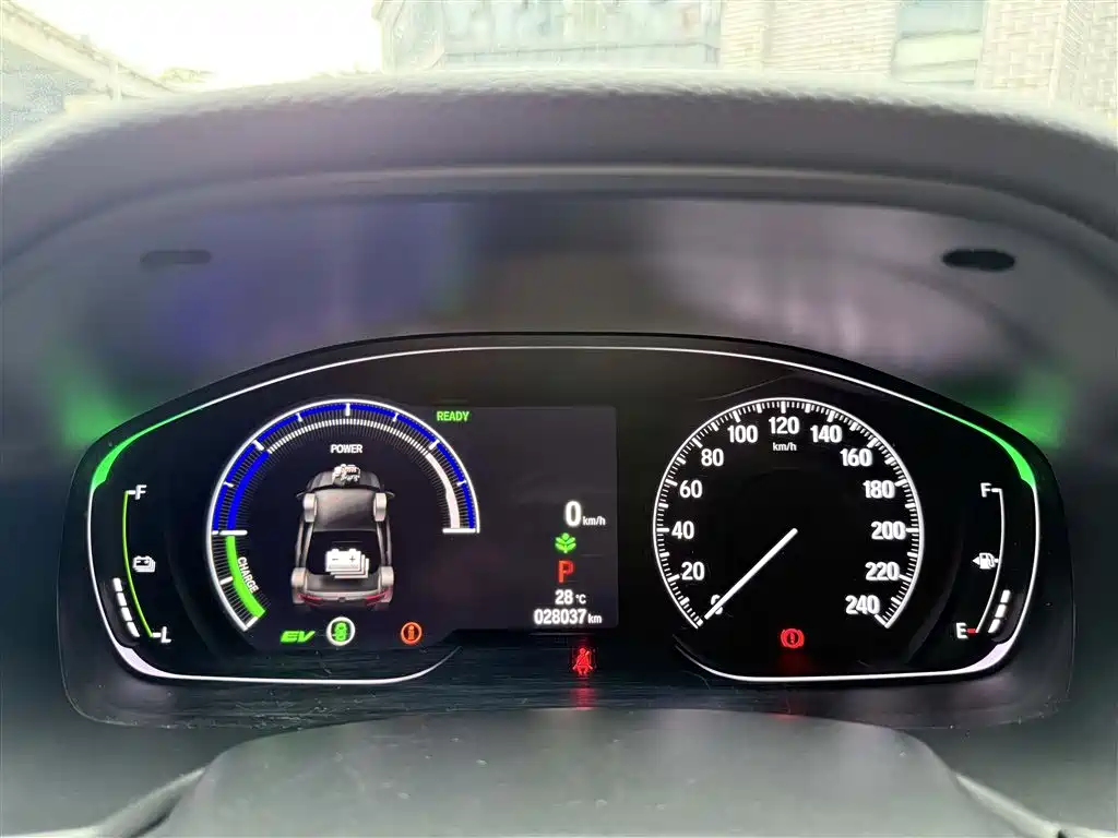 Honda Accord — фото 20