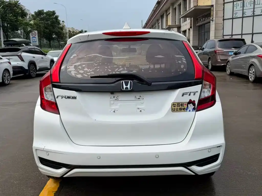 Honda Fit — фото 6