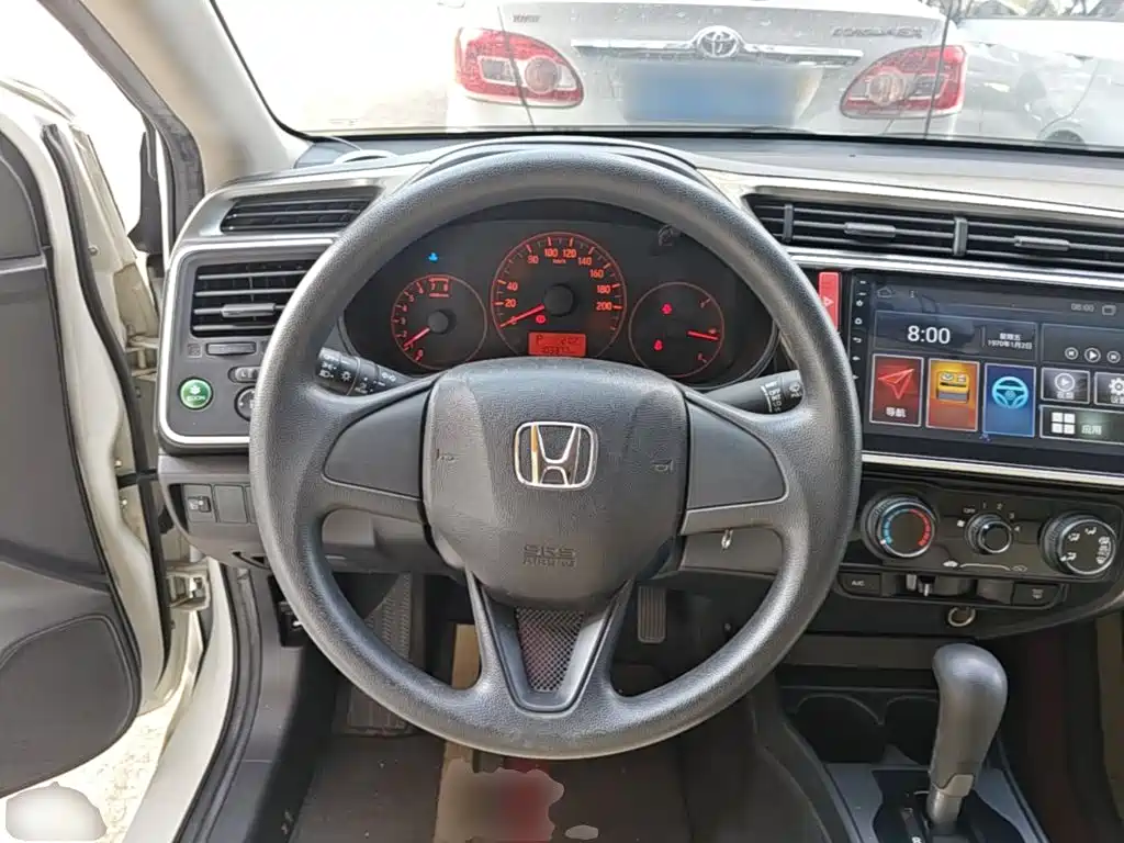 Honda City — фото 11