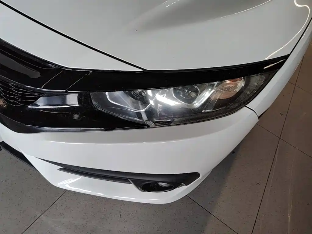 Honda Civic — фото 24