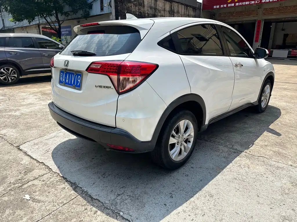 Honda Vezel — фото 4