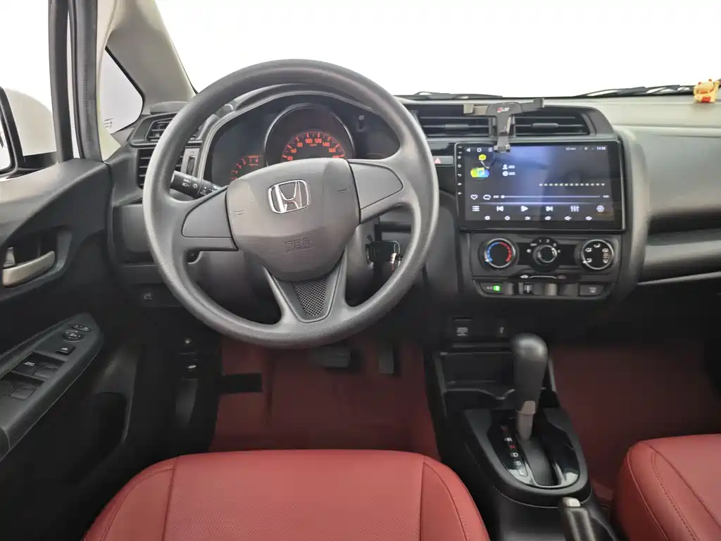 Honda Fit — фото 21