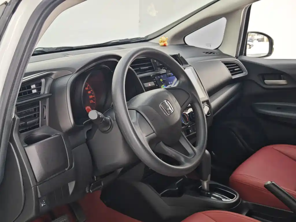 Honda Fit — фото 22