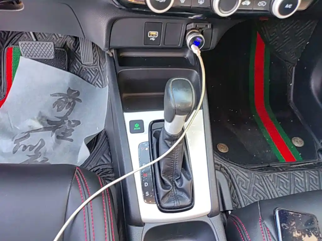 Honda Fit — фото 14