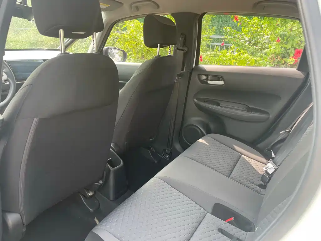 Honda Fit — фото 16