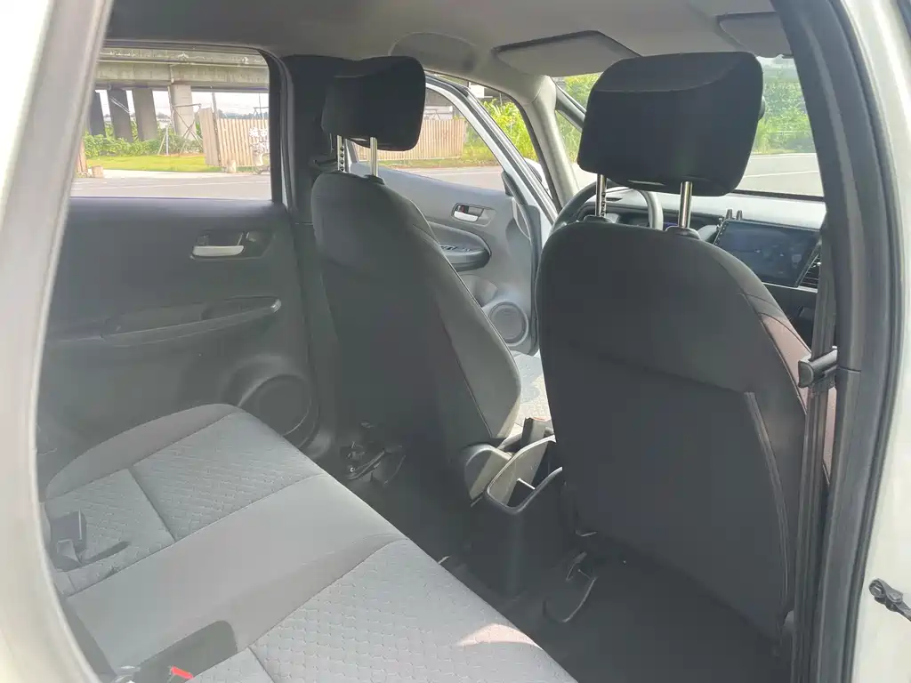 Honda Fit — фото 24