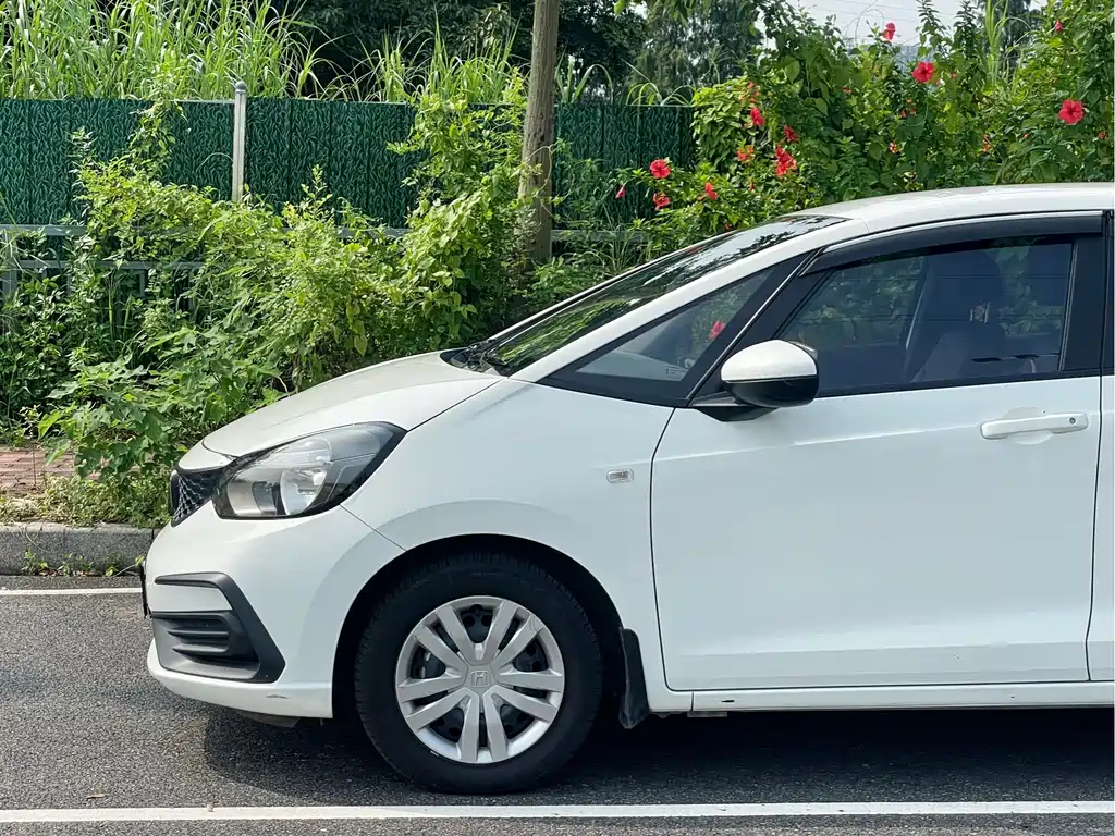 Honda Fit — фото 5