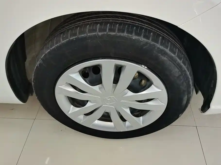 Honda Fit — фото 6