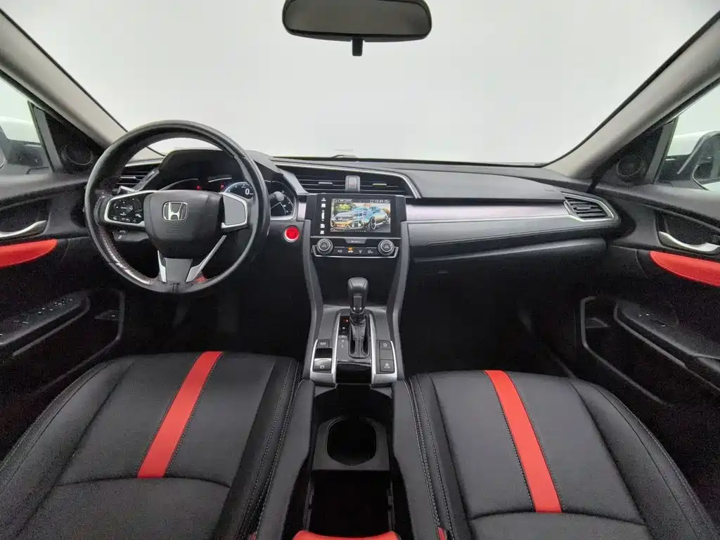 Honda Civic — фото 5