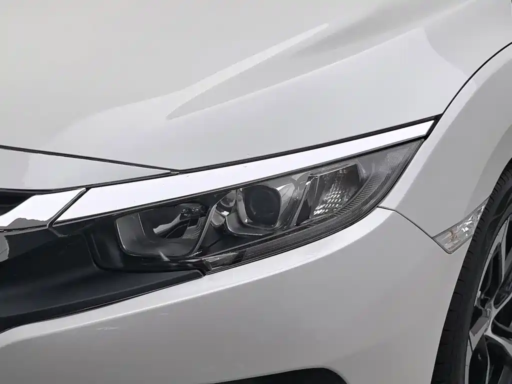 Honda Civic — фото 7