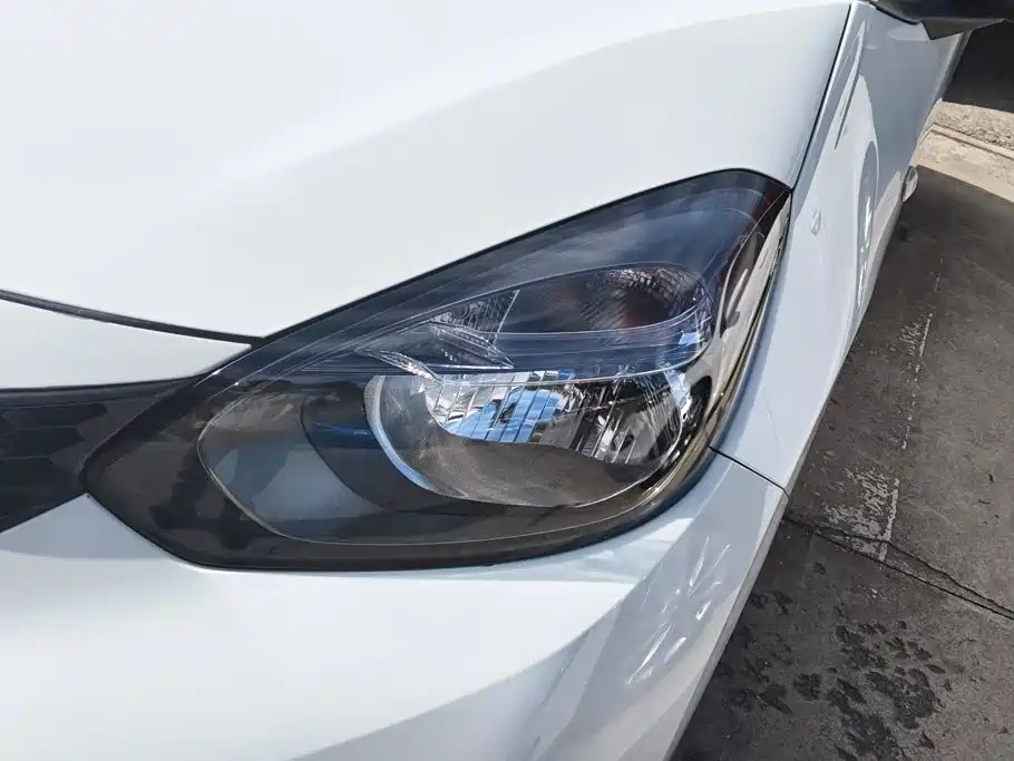 Honda Fit — фото 5