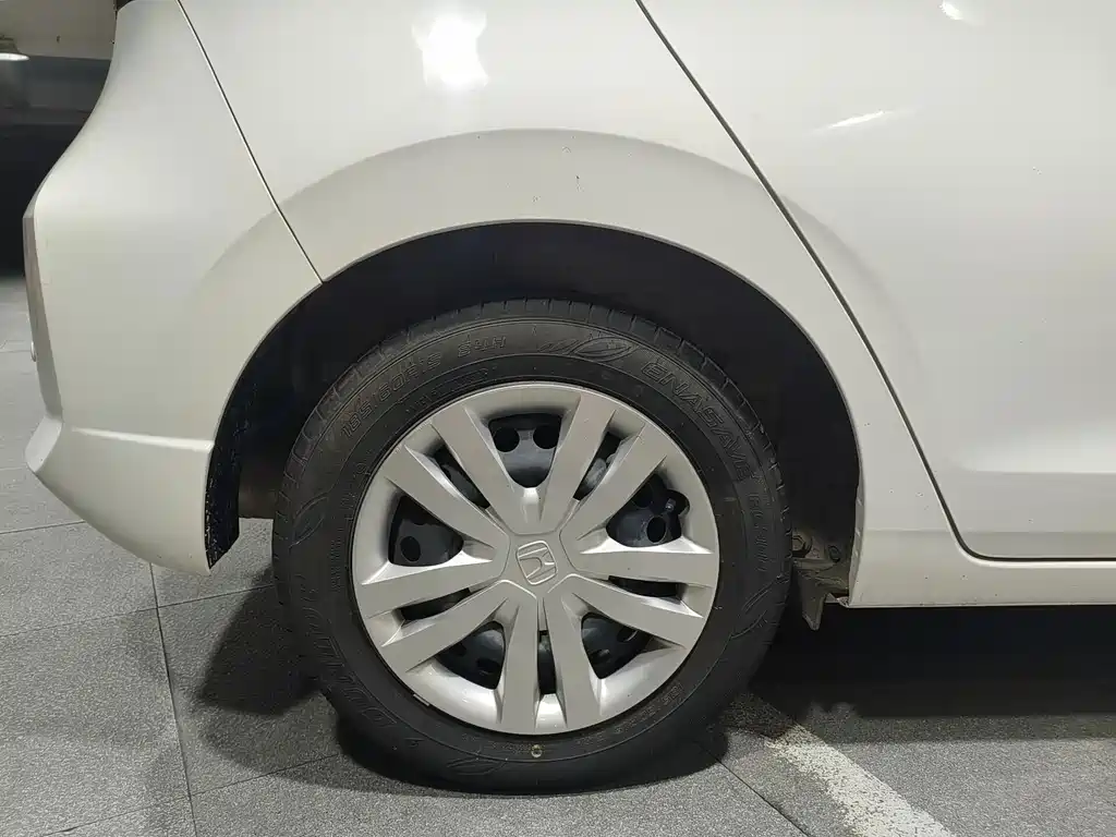 Honda Fit — фото 17