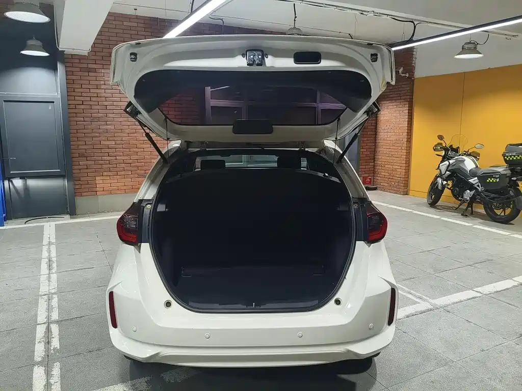 Honda Fit — фото 18