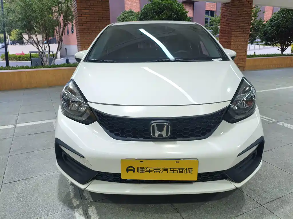 Honda Fit — фото 7
