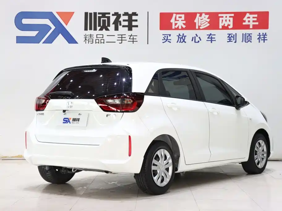 Honda Fit — фото 4