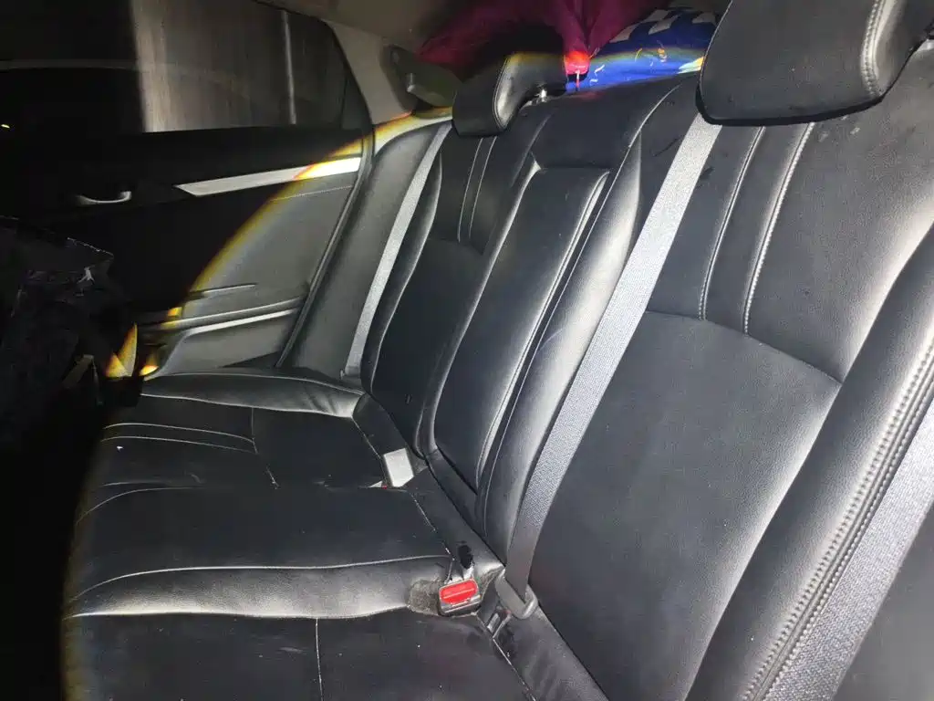 Honda Civic — фото 15