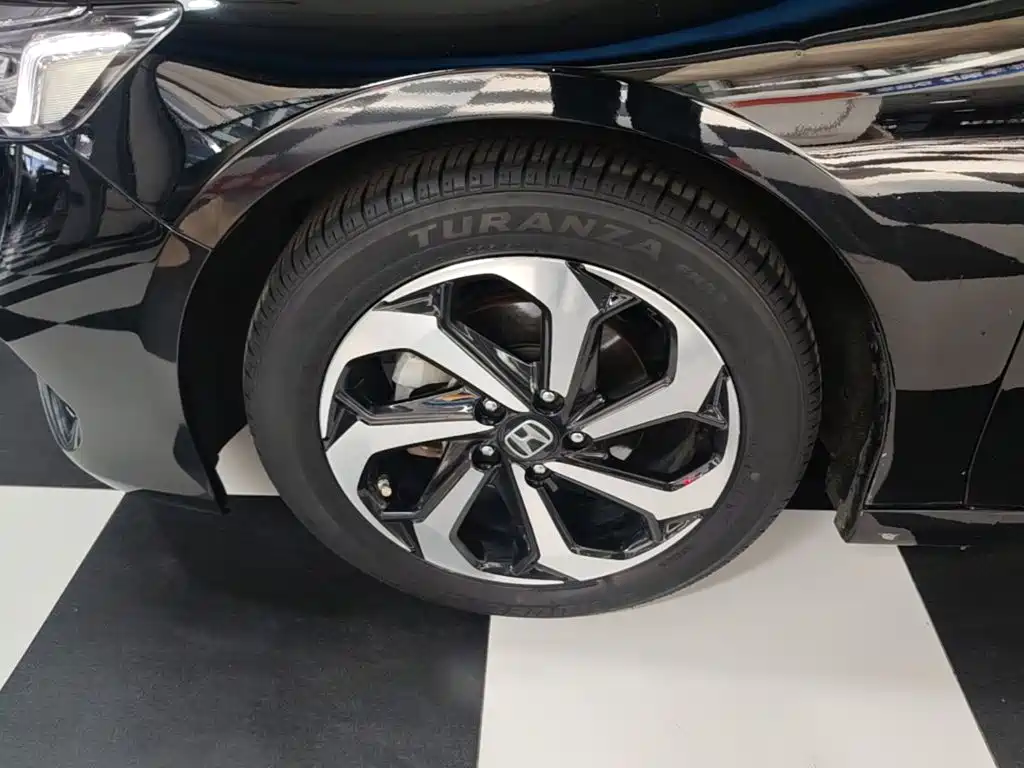 Honda Accord — фото 23