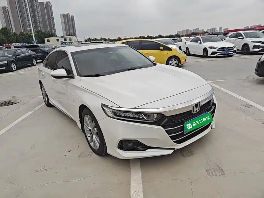 Honda Accord — фото 4