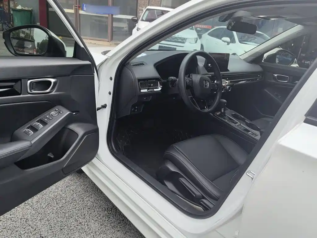 Honda Civic — фото 9