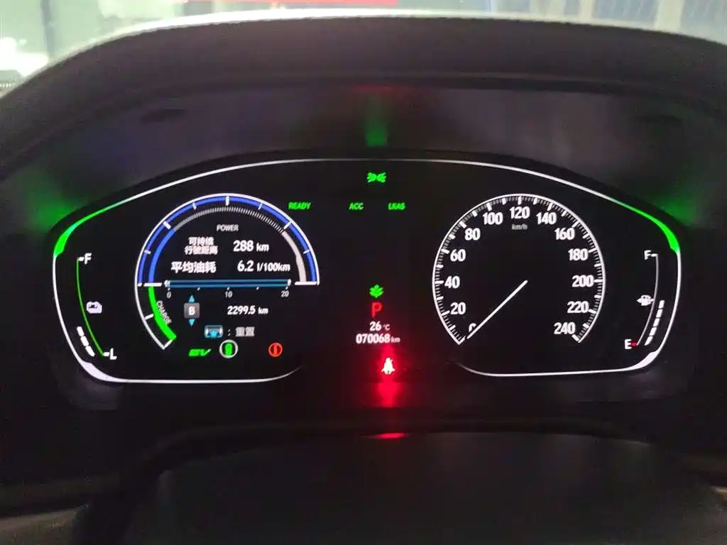 Honda Accord — фото 9