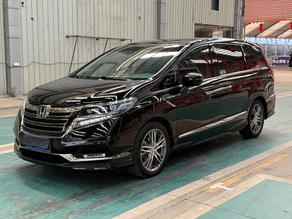 Honda Elysion — фото 3