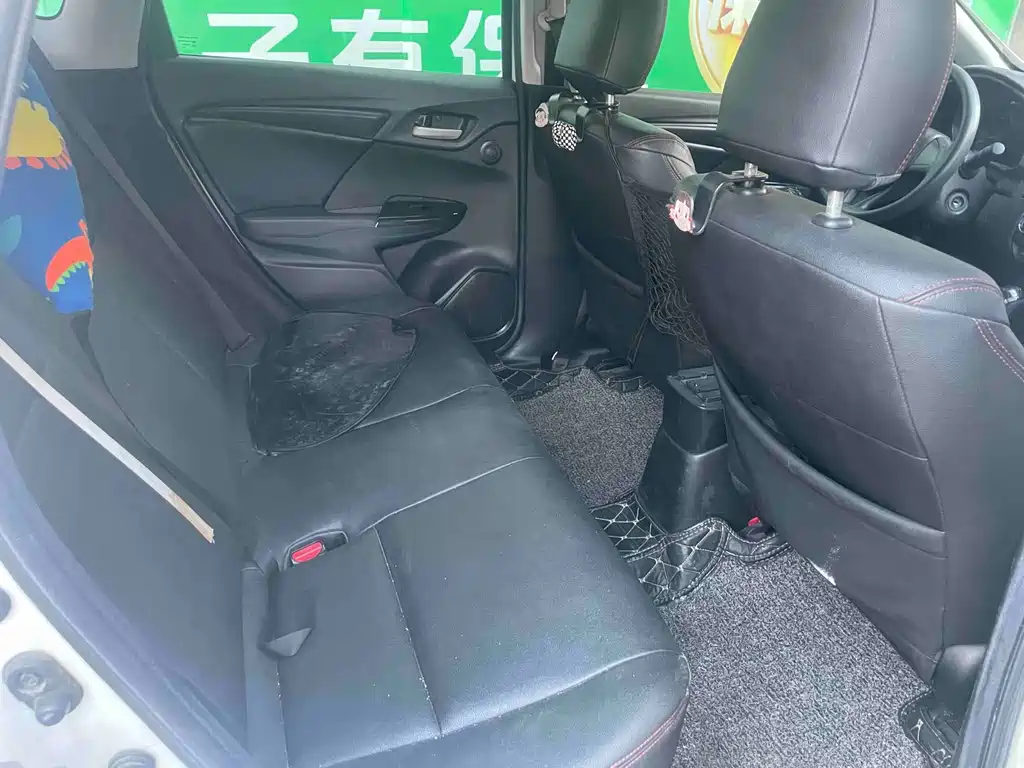 Honda Fit — фото 4