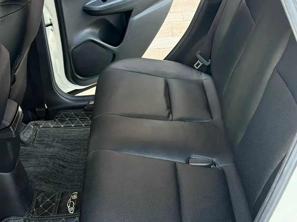 Honda Fit — фото 5