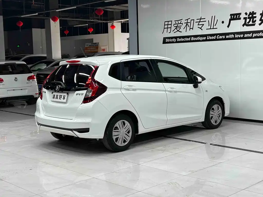 Honda Fit — фото 4