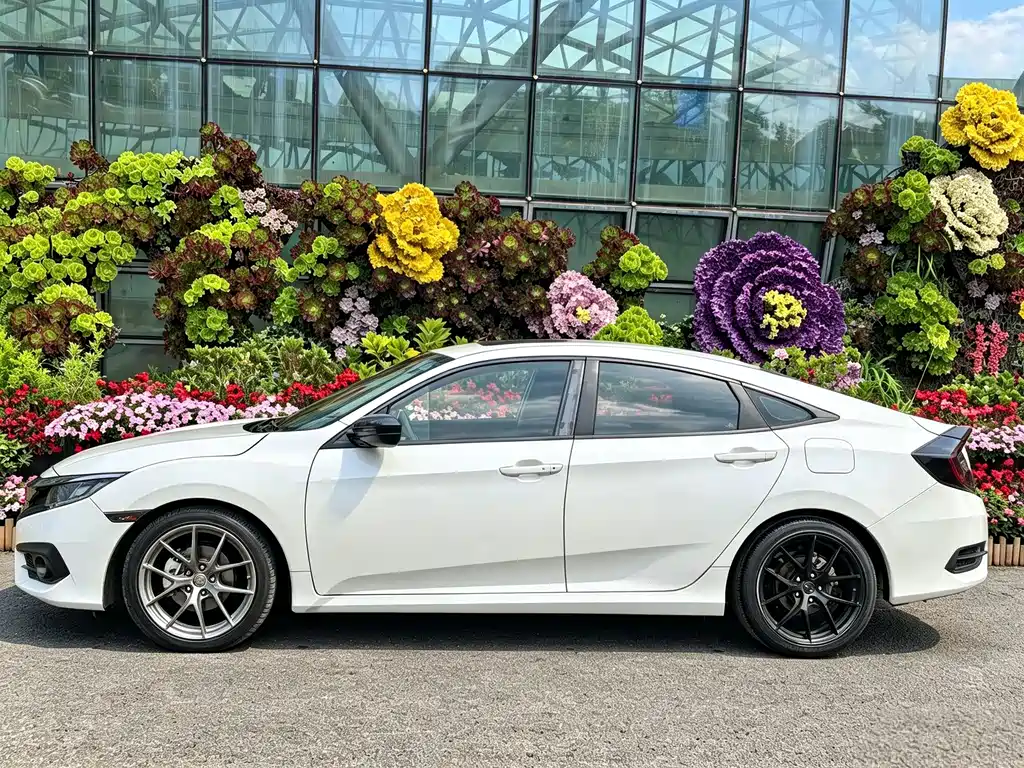 Honda Civic — фото 3