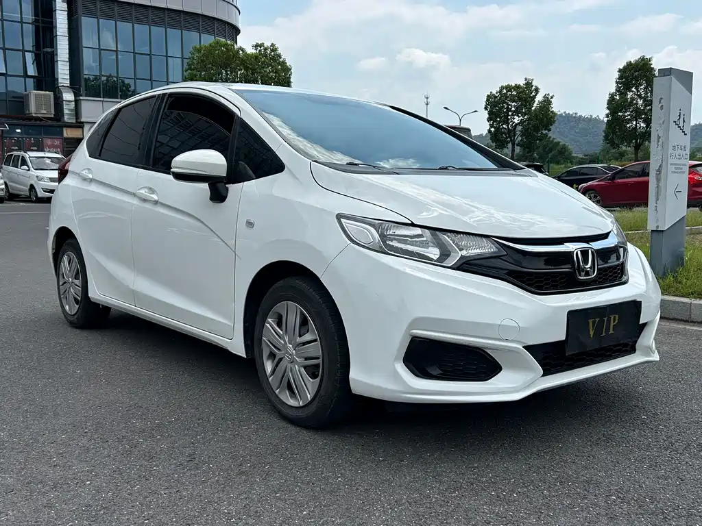 Honda Fit — фото 3